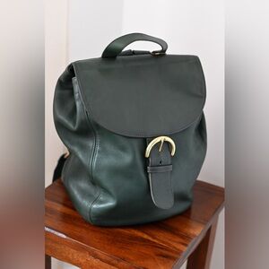 Vintage Coach Backpack in Rare Green color
SoHo Back Sac style number 4134.
